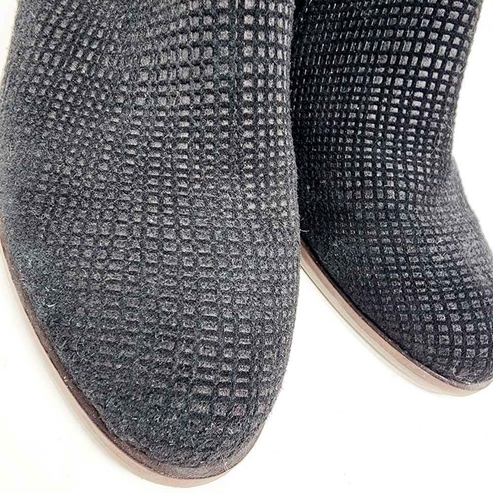 Lucky Brand ponic ankle booties black textured‎ suede womens 6.5 - Picture 7 of 16
